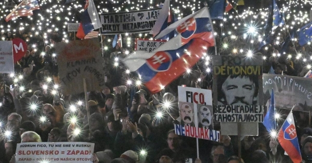 Thousands rally in Slovakia to mark the 2018 slayings of an investigative journalist and his fiancee